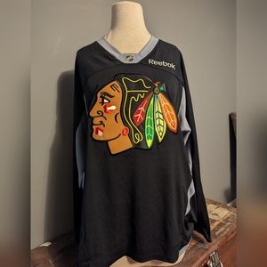 NWT Reebok NHL Chicago Blackhawks Hockey Jersey